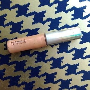 3D lipglass in shade ENERGY